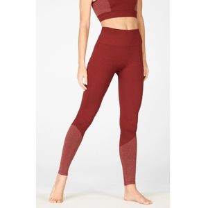 NWT Fabletics High-Waisted Seamless Static Legging